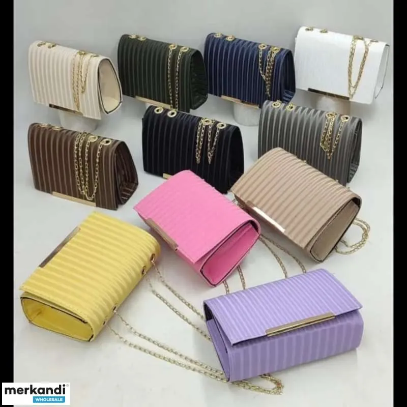 Amplíe su colección con bolsos de mujer que impresionan por su excelente calidad y la elección de variaciones de color.