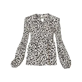 Blusa blanca con estampado animal