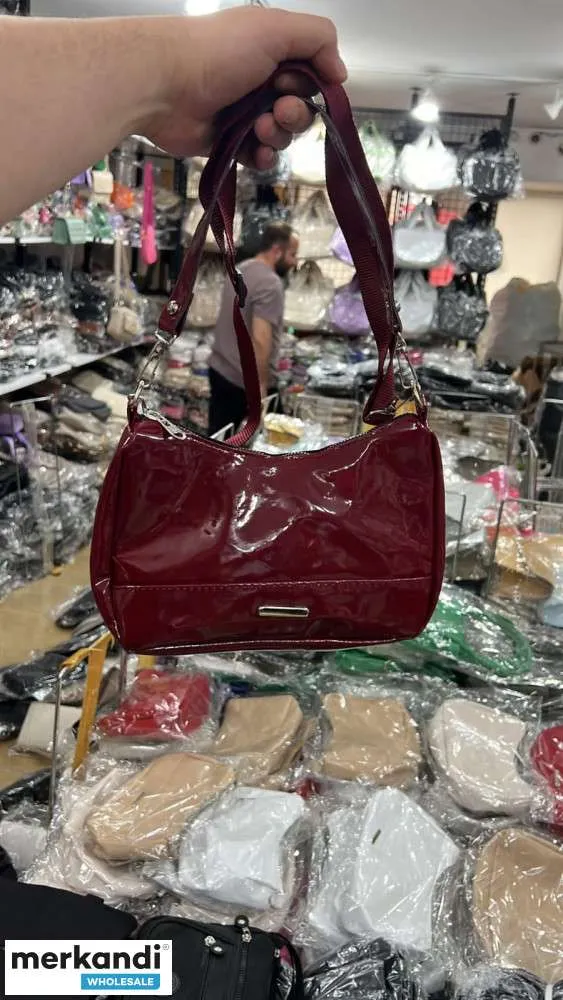 Bolsos de mujer de moda al por mayor de Turquía para el mercado mayorista a los mejores precios.