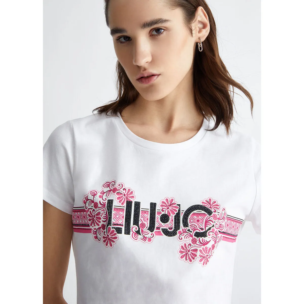 Camiseta con estampado floral y strass