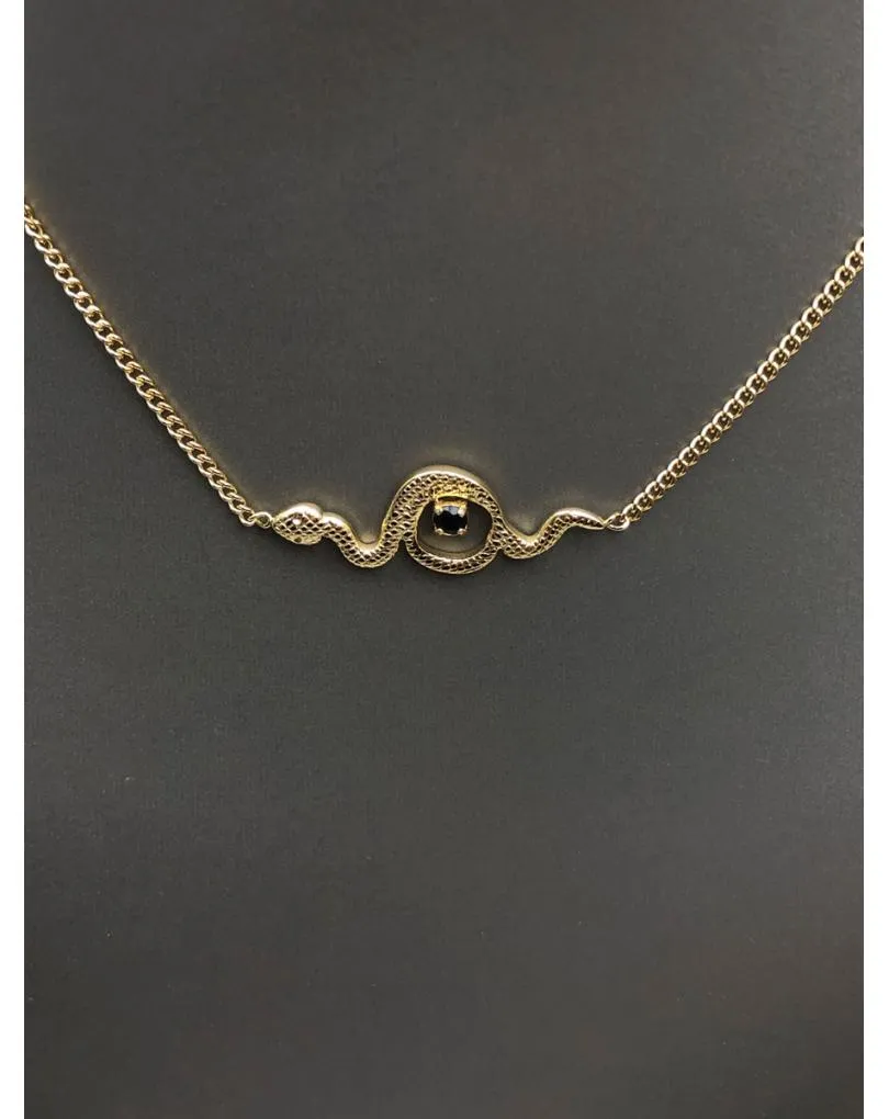 COLLARES DORADOS Y NEGROS CON ACTUAL DISEÑO DE SERPIENTE