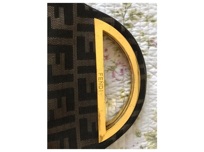 Fendi Bolsos de mano Castaño 