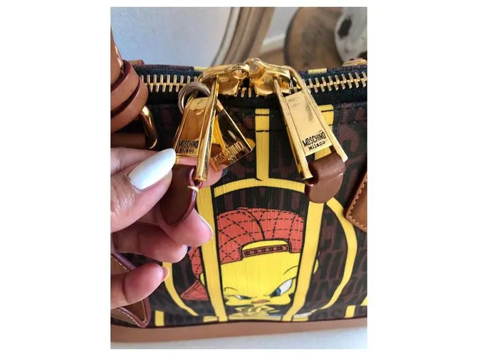 Moschino Bolsos de mano Castaño 