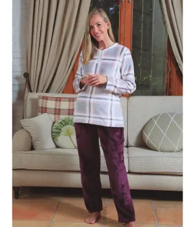 Pijama térmico invierno mujer Blanca Hernández gris cuello abierto coralina