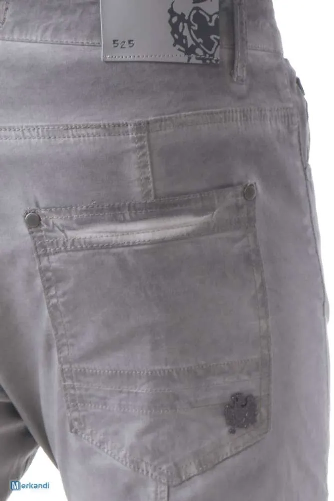 Stock de pantalones de marca 525