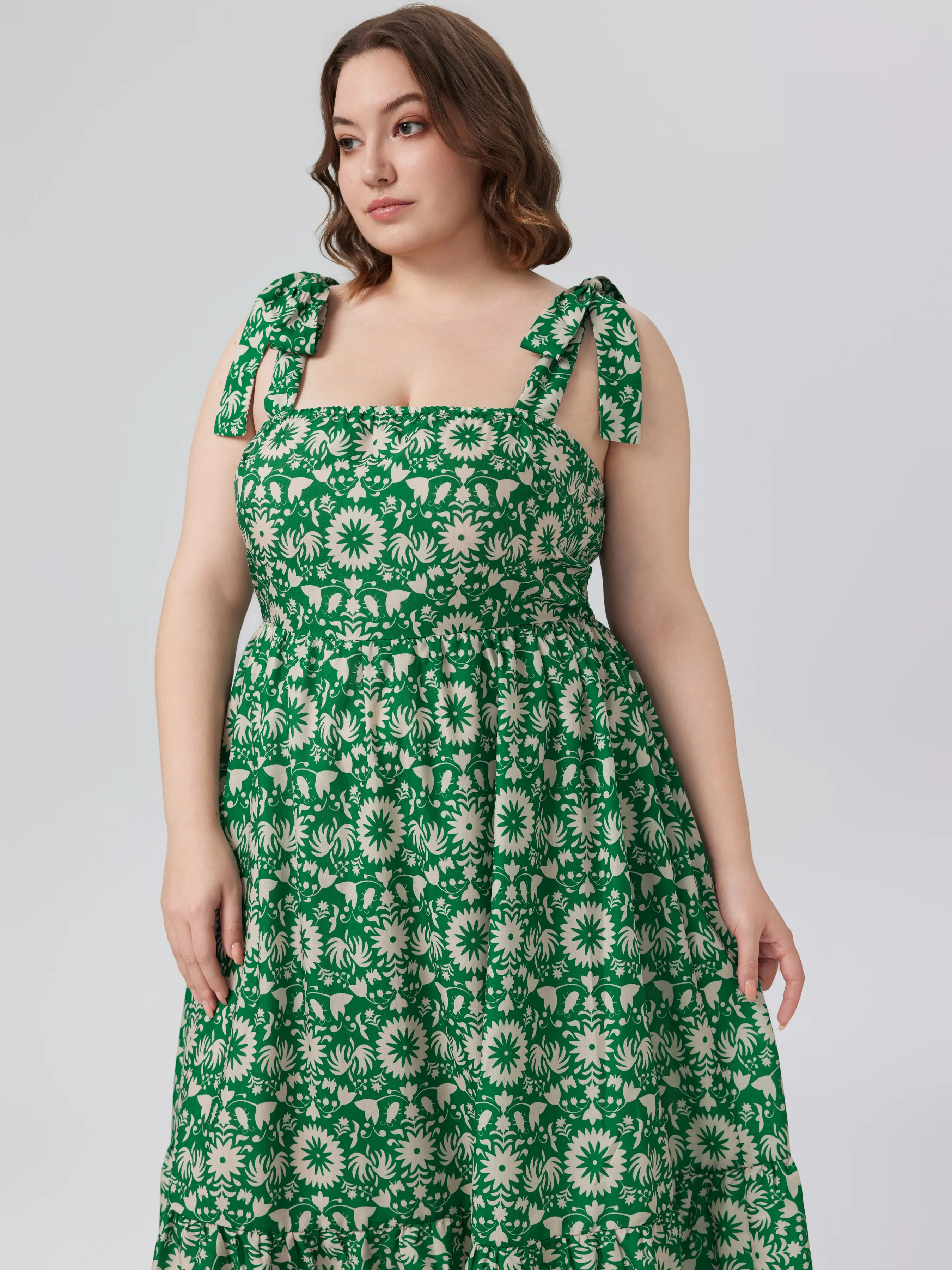  Vestido Midi con Volantes y Nudo Floral Geométrico Curvy